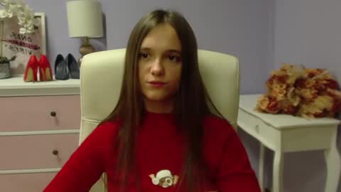 Emilly online show from 7, 12, 2024