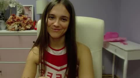 Emilly online show from 4, 2, 2025