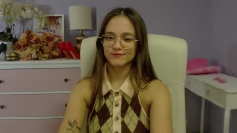 Emilly online show from 8, 2, 2025