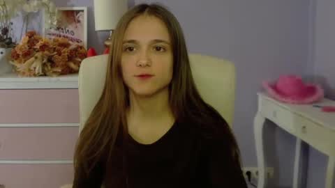 Emilly online show from 5, 3, 2025