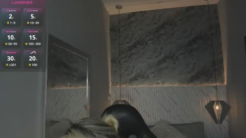 emilly_mell online show from 22, 12, 2025