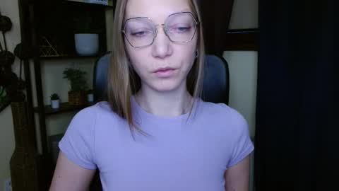 Emilly online show from 16, 2, 2026