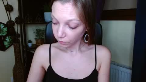 Emilly online show from 26, 3, 2026