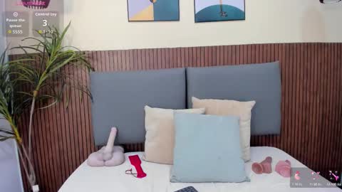 emillyharper_ online show from 1, 10, 2025