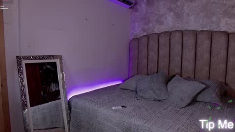 Snapshot of emily_____ chatting on 2, 10, 2025 emily valentina online show from 2, 10, 2025