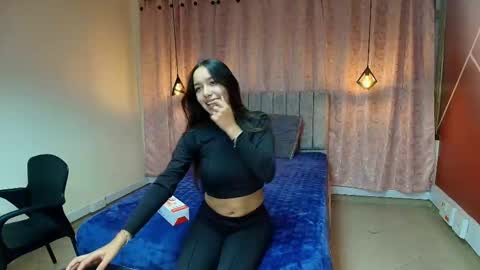  E M I L Y  online show from 19, 10, 2025