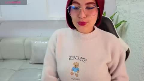 Emily  tp 700am - 1400pm online show from 23, 2, 2026