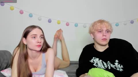 emily_and_ilumi online show from 10, 3, 2025