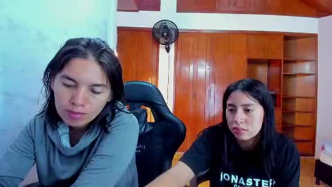 Emily and Soffy online show from 18, 7, 2026