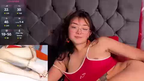 Emily Caprile online show from 25, 9, 2025