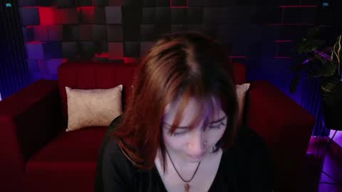 Snapshot of emily_cherry_ chatting on 21, 4, 2026 Emily Cherry online show from 21, 4, 2026
