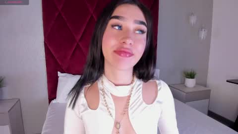 emily_clarkk_ online show from 6, 4, 2026