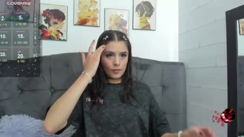 Snapshot of emily_collins1_ chatting on 24, 7, 2026 emily_collins1_ online show from 24, 7, 2026