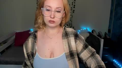 EMILY online show from 29, 9, 2025