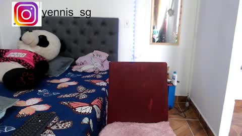 Snapshot of emily_hot_01 chatting on 3, 12, 2024 emily online show from 3, 12, 2024