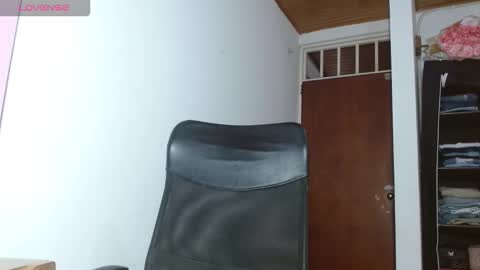 Snapshot of emily_littesweet chatting on 17, 10, 2025 Emily littesweets online show from 17, 10, 2025