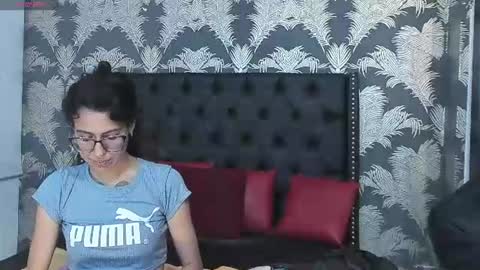Snapshot of emily_loperaa chatting on 28, 6, 2026 Emily online show from 28, 6, 2026