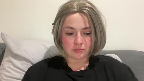 Snapshot of emily_morning_dew chatting on 11, 5, 2026 emily_morning_dew online show from 11, 5, 2026