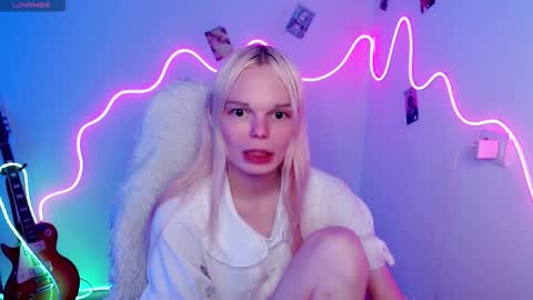 Lia online show from 5, 11, 2025