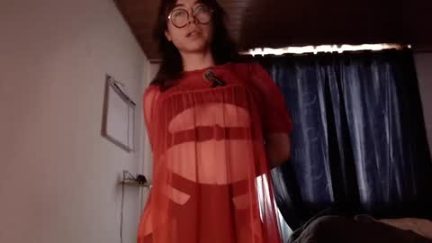 Snapshot of emily_pearl_ chatting on 22, 12, 2024 emily_pearl_ online show from 22, 12, 2024