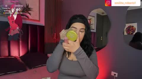 Snapshot of emily_roberts1 chatting on 25, 1, 2025 Emily  online show from 25, 1, 2025