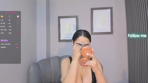 Snapshot of emily_roberts1 chatting on 28, 9, 2025 Emily  online show from 28, 9, 2025