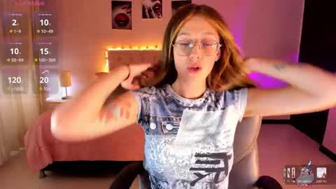 emily_warren__ online show from 13, 3, 2026