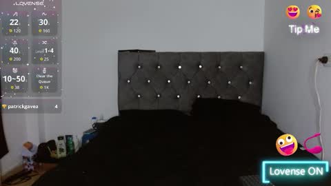Snapshot of emily_white00 chatting on 15, 10, 2025 emily online show from 15, 10, 2025