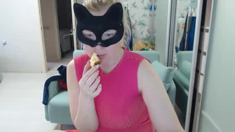 Snapshot of emily_york18 chatting on 28, 4, 2026 Emily online show from 28, 4, 2026