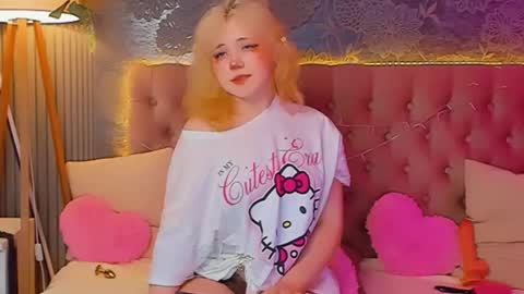 Baby Emelli online show from 22, 4, 2026