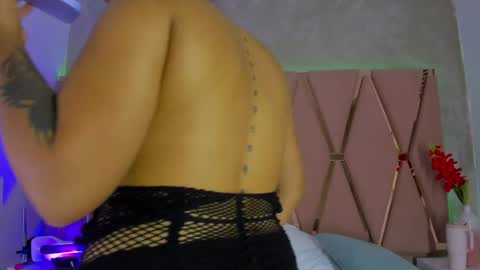 Snapshot of emilyblack_1 chatting on 9, 6, 2026 Emily online show from 9, 6, 2026