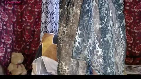 EmilyDoth online show from 15, 10, 2025