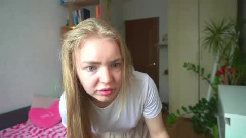 Emilyemmi online show from 18, 7, 2026
