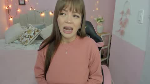 Snapshot of emilyharrix chatting on 3, 3, 2026 Emily online show from 3, 3, 2026