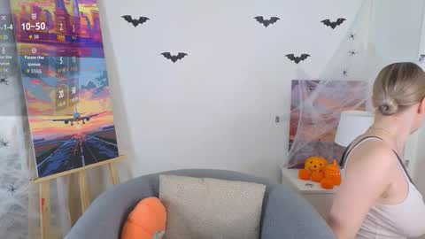 Emi online show from 2, 11, 2025