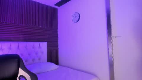 Snapshot of emilymora1_ chatting on 7, 7, 2026 emilymora1_ online show from 7, 7, 2026