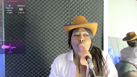 emilyrojas online show from 19, 1, 2025