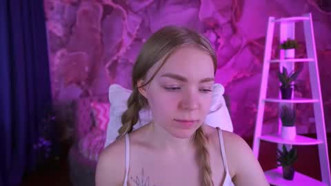  MY NAME IS Emily WELCOME EVERYONE I WILL BE HAPPY TO GIVE YOU WHAT YOU HAVE DREAMED OF FOR SO LONG online show from 12, 11, 2025