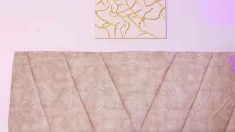 emilyvixen_ online show from 22, 11, 2025