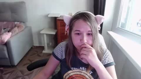 Snapshot of emilyway chatting on 7, 7, 2026 emilyway online show from 7, 7, 2026