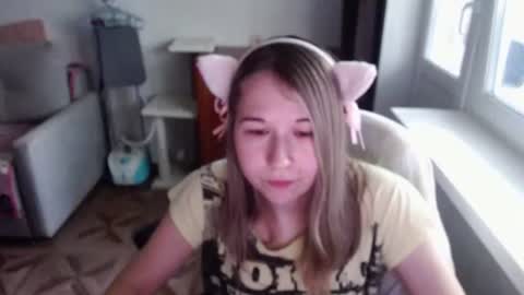 Snapshot of emilyway chatting on 3, 8, 2026 emilyway online show from 3, 8, 2026