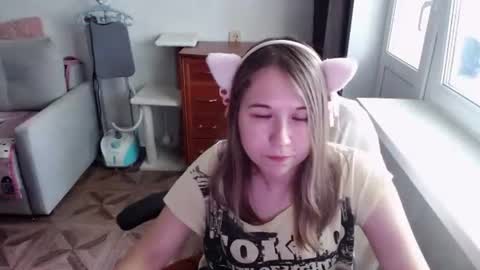 Snapshot of emilyway chatting on 3, 8, 2026 emilyway online show from 3, 8, 2026
