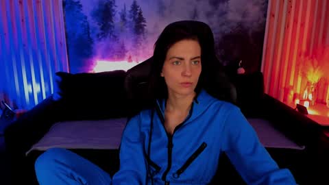 Emily online show from 19, 12, 2024