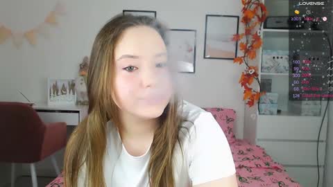 Snapshot of emilyxgrasez chatting on 6, 1, 2025 Emily online show from 6, 1, 2025