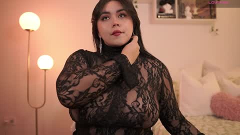 IG thickemmsss online show from 8, 1, 2025