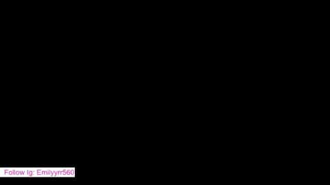 Snapshot of emilyy_r chatting on 1, 4, 2026 emilyy_r online show from 1, 4, 2026