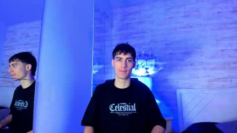 Snapshot of emir_ozan chatting on 28, 11, 2025 emir_ozan online show from 28, 11, 2025