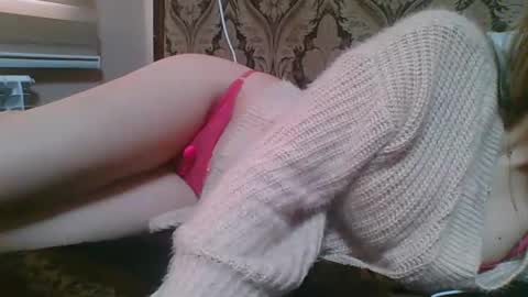 emma_991 online show from 11, 1, 2025