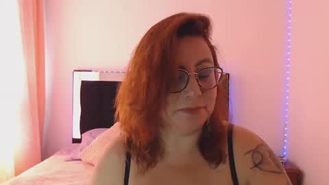 Snapshot of emma_bouvier chatting on 1, 8, 2026 Emma online show from 1, 8, 2026