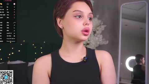 Snapshot of emma_bro0kss chatting on 13, 6, 2026 Emma online show from 13, 6, 2026